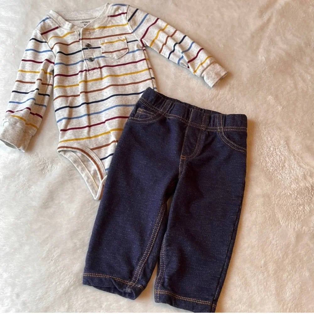 💚 Carters Outfits (7) Size 9 Months - Picture 3 of 8